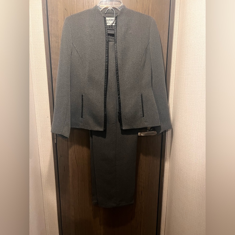 Kasper A.S.L. Petite Gray Pantsuit 2-Piece Set Jacket + Pants 6P